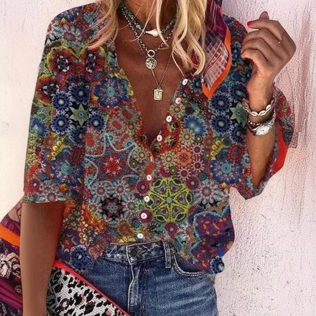 Sabrina - Mehrfarbige abstrakte Bluse mit Knopfleiste