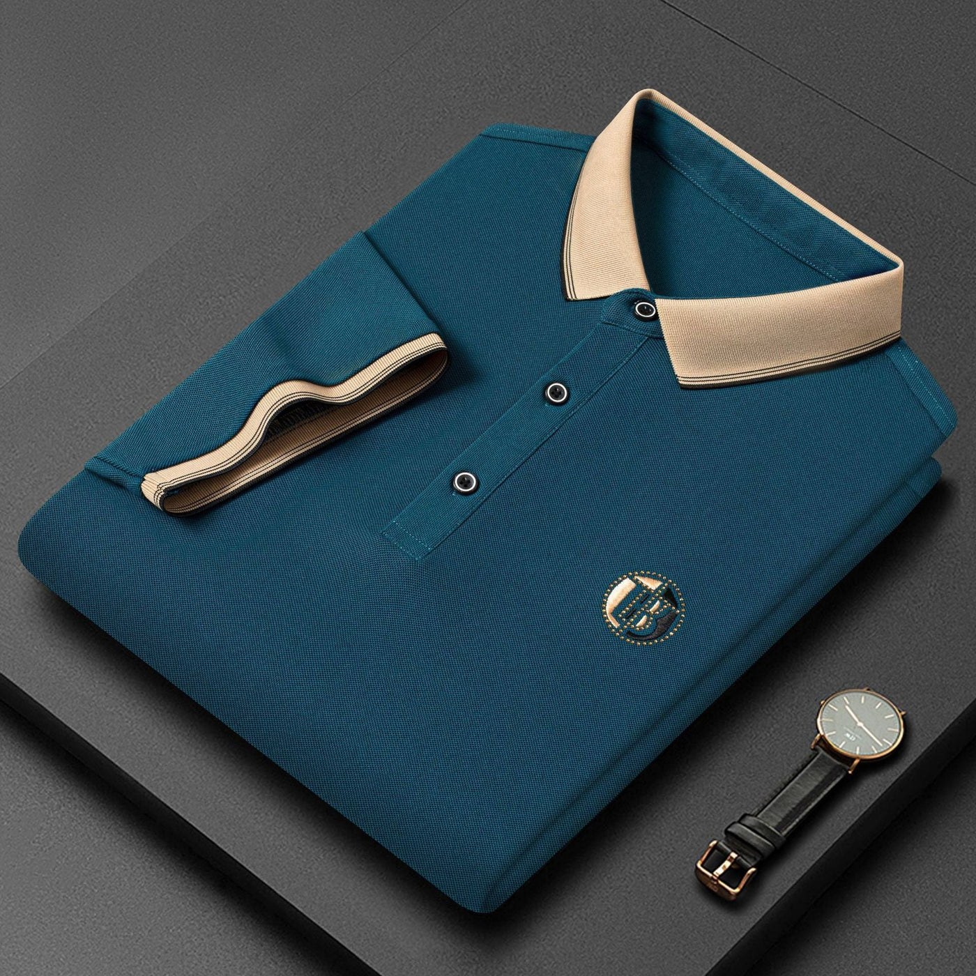 Garry – Besticktes T-Shirt mit Strasssteinen und Piqué-Kragen