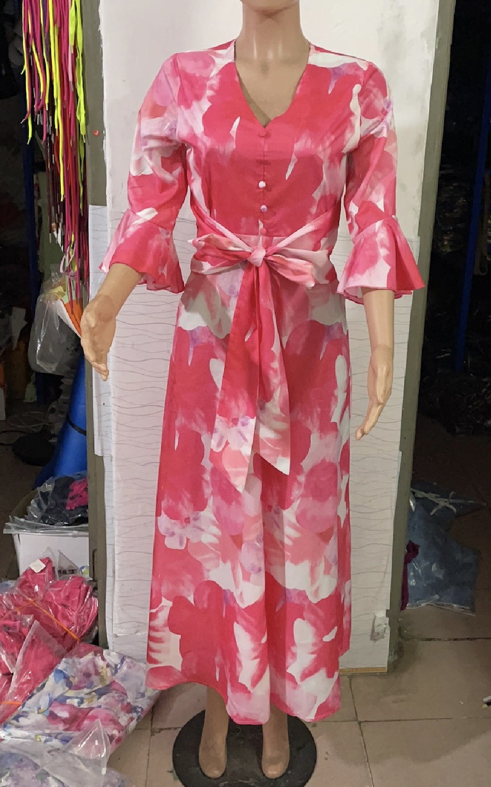 Francesca – Elegantes Damen-Midikleid mit asymmetrischem Druck