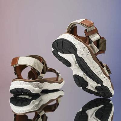 Melvin - Rutschfeste Sandalen mit Haken und Ösen für Männer