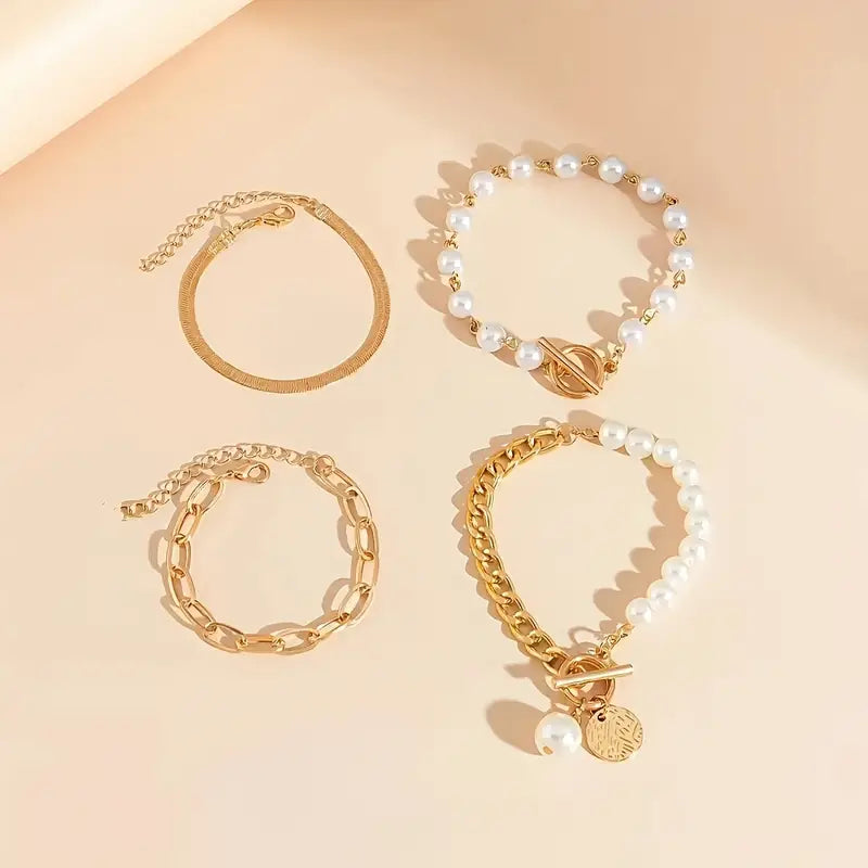 Elegantes 4-teiliges Armbandset in Gold – Schlange, Perlen & Glieder
