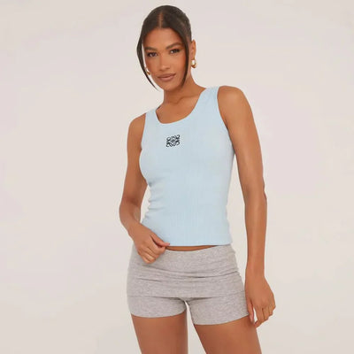 Lina | Geripptes Tanktop mit Stickerei