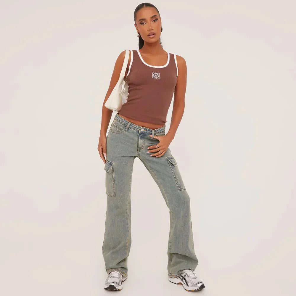 Lina | Geripptes Tanktop mit Stickerei