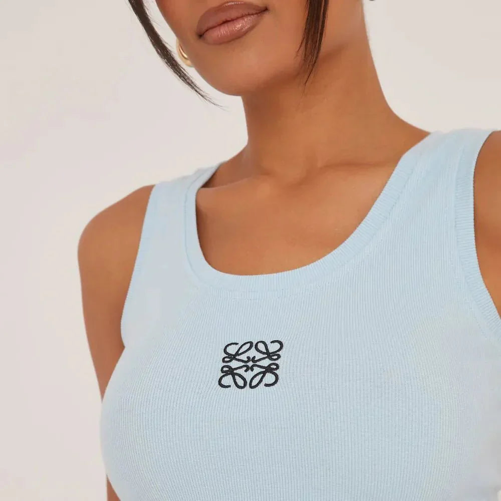 Lina | Geripptes Tanktop mit Stickerei