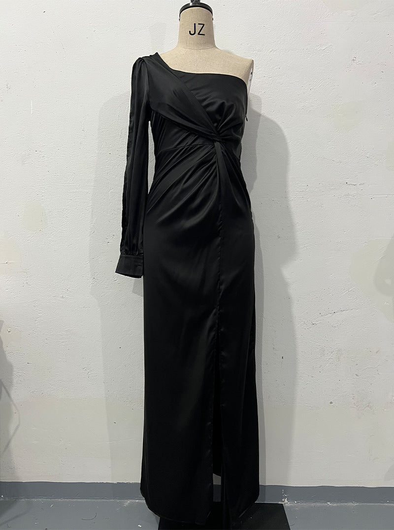Mandy – Schulterfreies Abendkleid mit Schlitz
