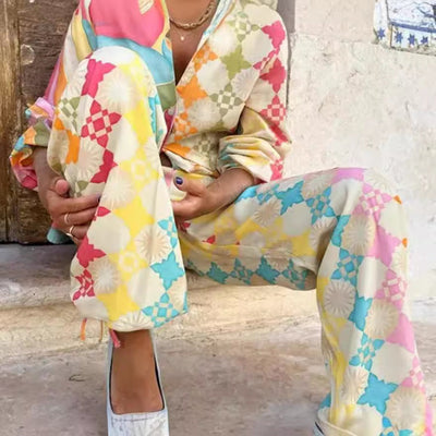 Natalie – Rundes Graffiti-Trendy Langarmshirt für Damen