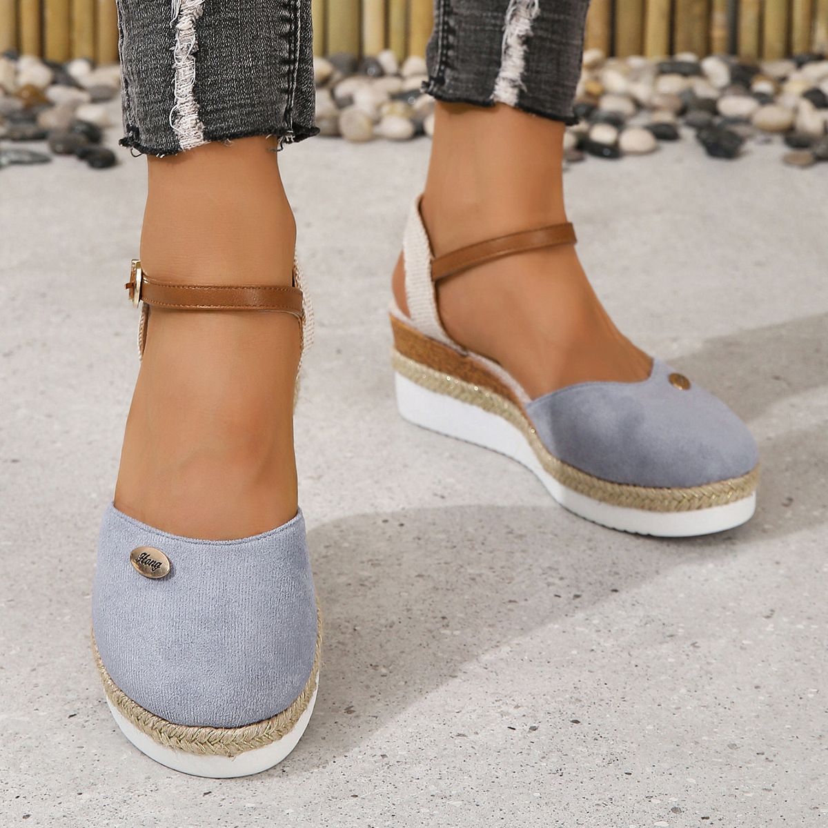 Damen Plateau-Sandalen mit Knöchelriemen – Sommerliche Freizeitschuhe im Espadrille-Stil