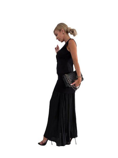 Lorine Set mit plissiertem Rock und Knopfleiste