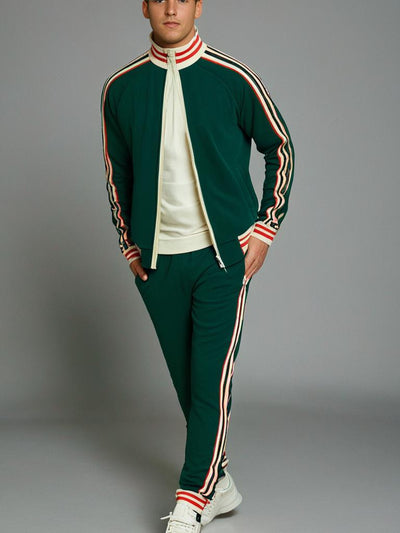 Gestreiftes Herren-Set aus Trainingsanzug und Sporthose