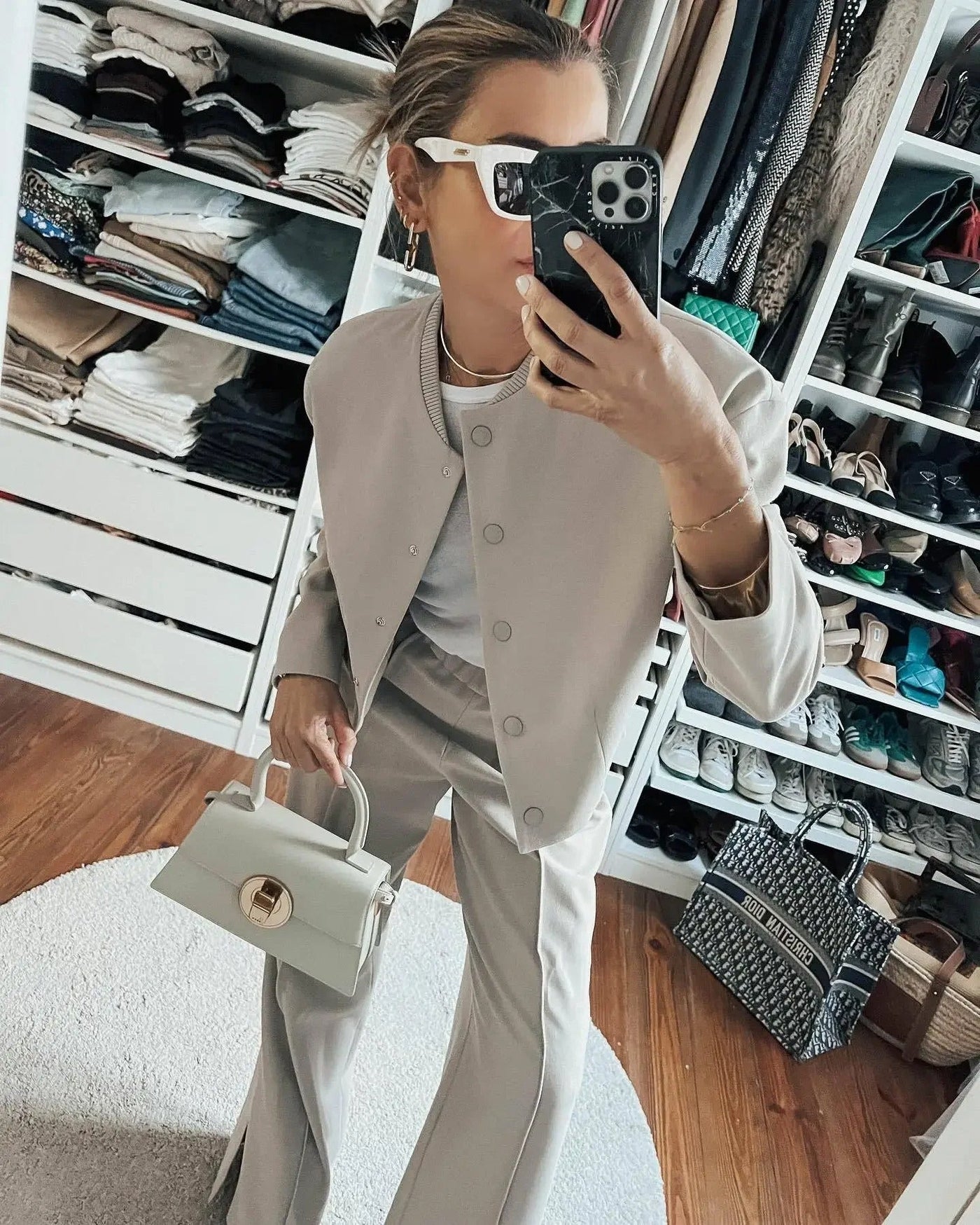 Leichte Damen-Bomberjacke für den Sommer – Casual Chic mit Stehkragen