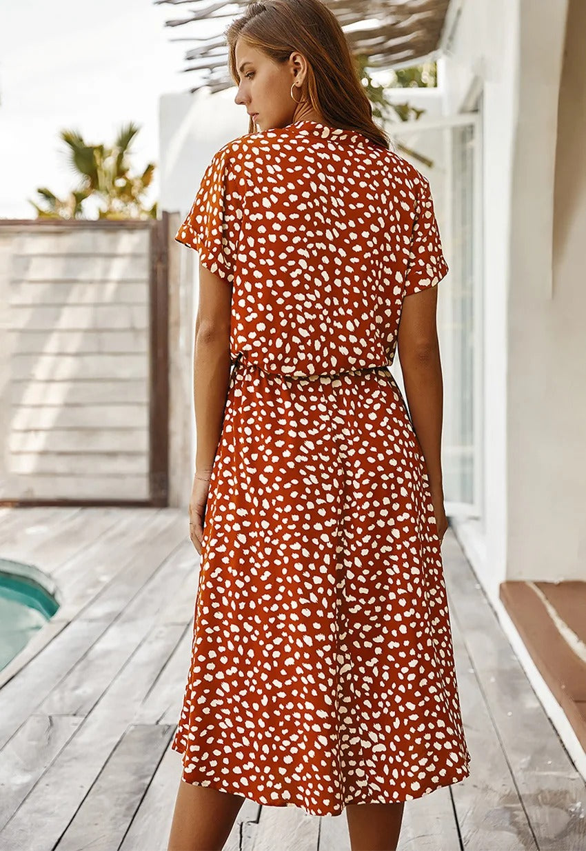 Lorvanna – Bequemer Sommerkleid mit stilvollem Print und kurzen Ärmeln