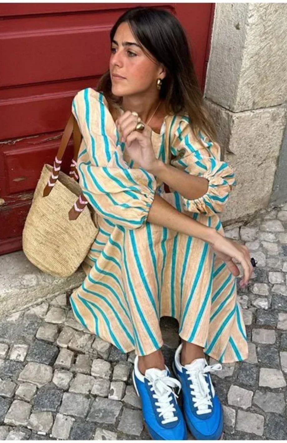 Diana - Elegantes, gestreiftes, rückenfreies Maxikleid