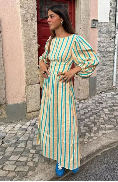 Diana - Elegantes, gestreiftes, rückenfreies Maxikleid