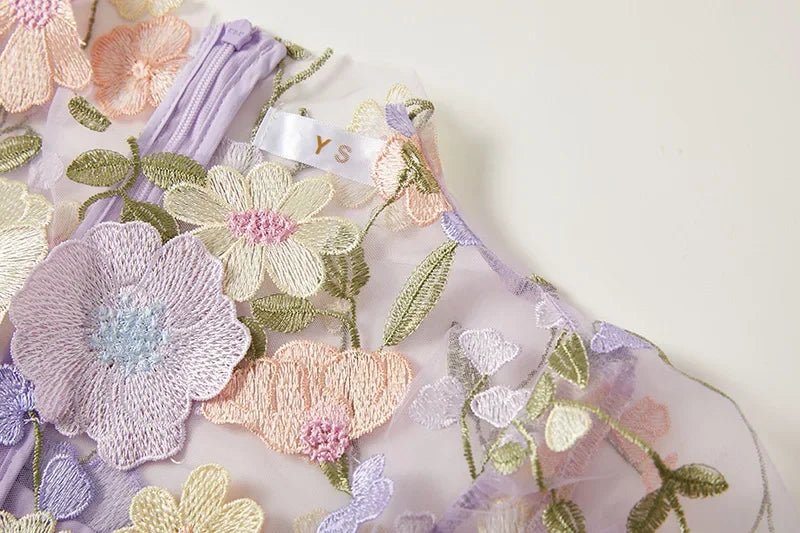 Sophia - Elegantes Blumenkleid im Midi-Stil