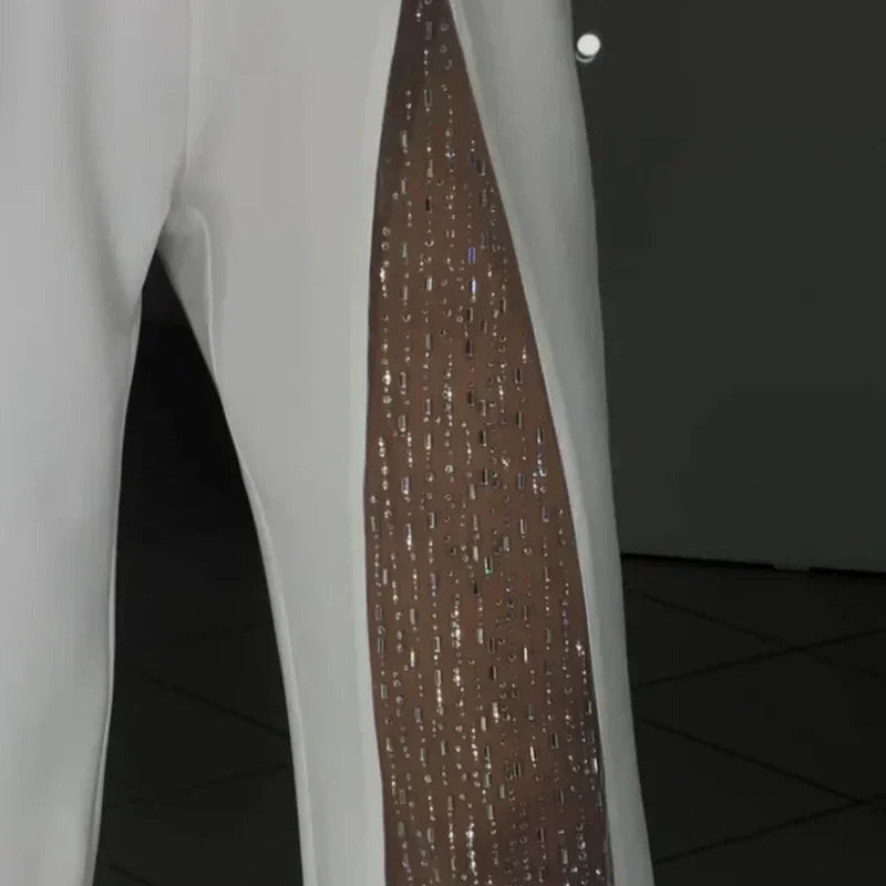 Azlina – Jumpsuit Mit Einer Schulter Und Ausgestelltem