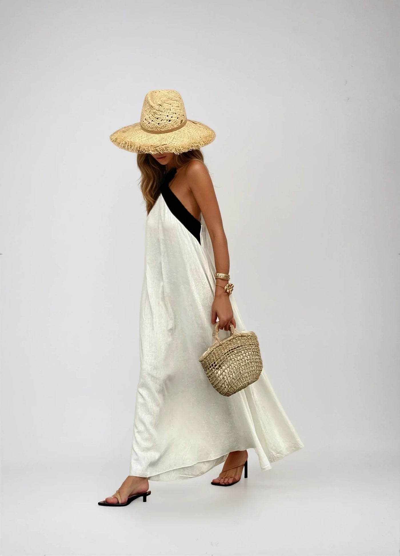 Nicole - Stilvolles Crossover-Ausschnitt-Kleid